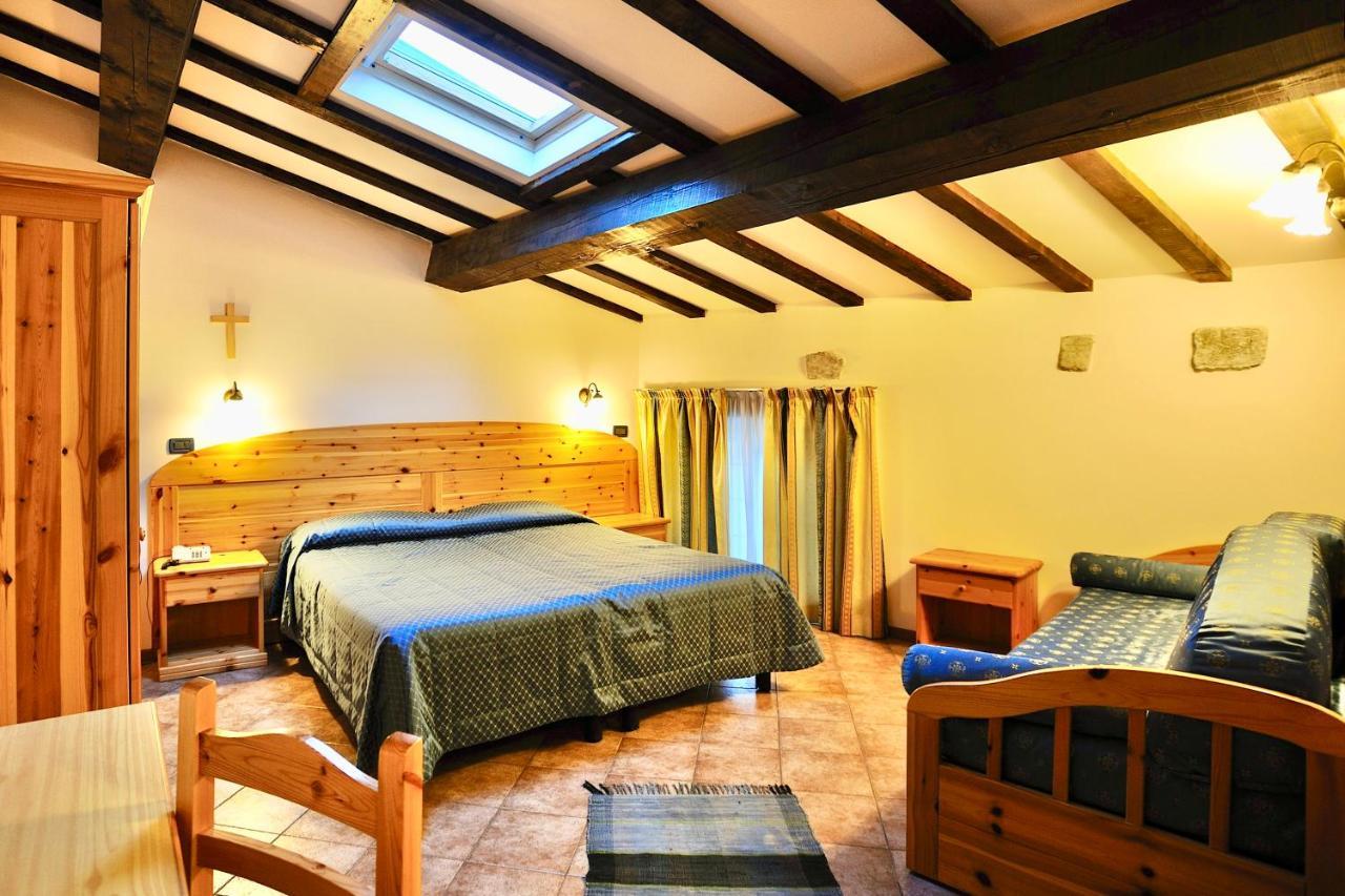 Hotel Vittoria Riva del Garda Dış mekan fotoğraf