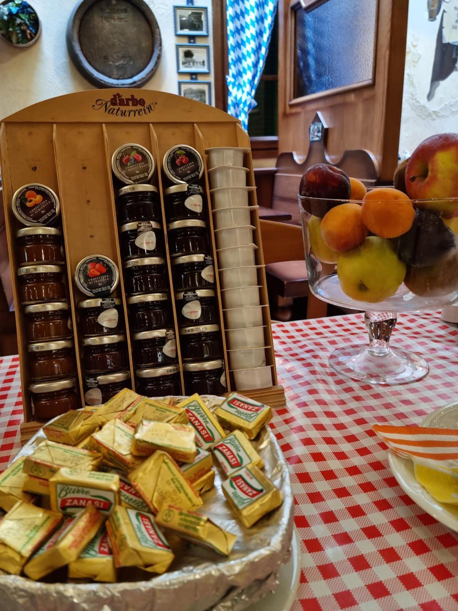 Hotel Vittoria Riva del Garda Dış mekan fotoğraf