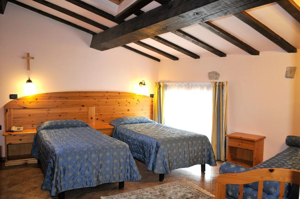 Hotel Vittoria Riva del Garda Dış mekan fotoğraf